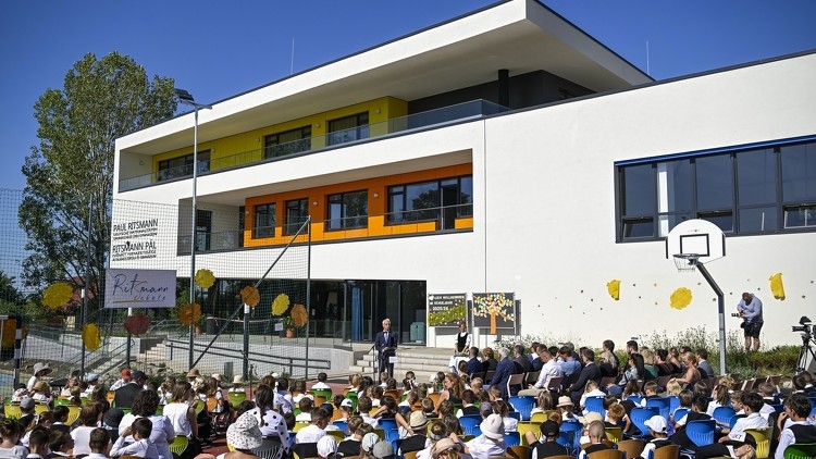 Új tantermekkel bővült a biatorbágyi nemzetiségi iskola